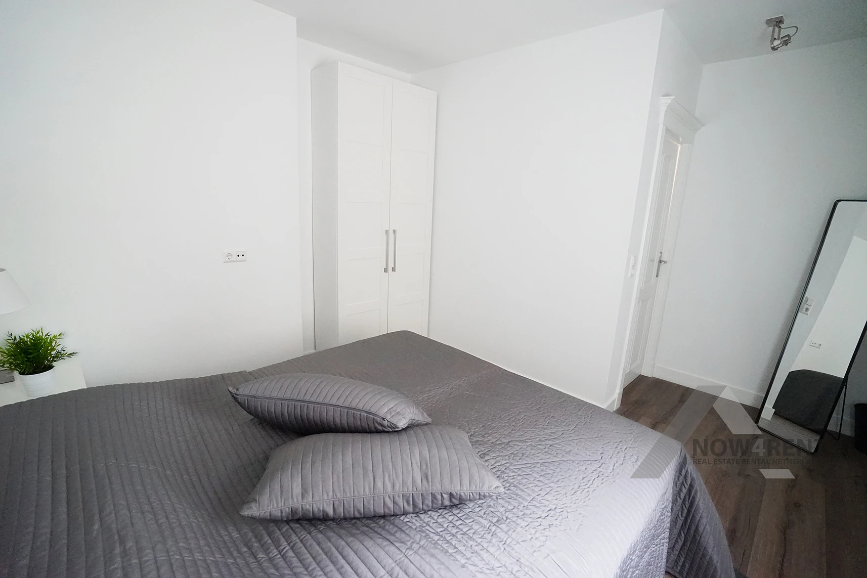 (2 slaapkamers) Damstraat 1D, Amsterdam