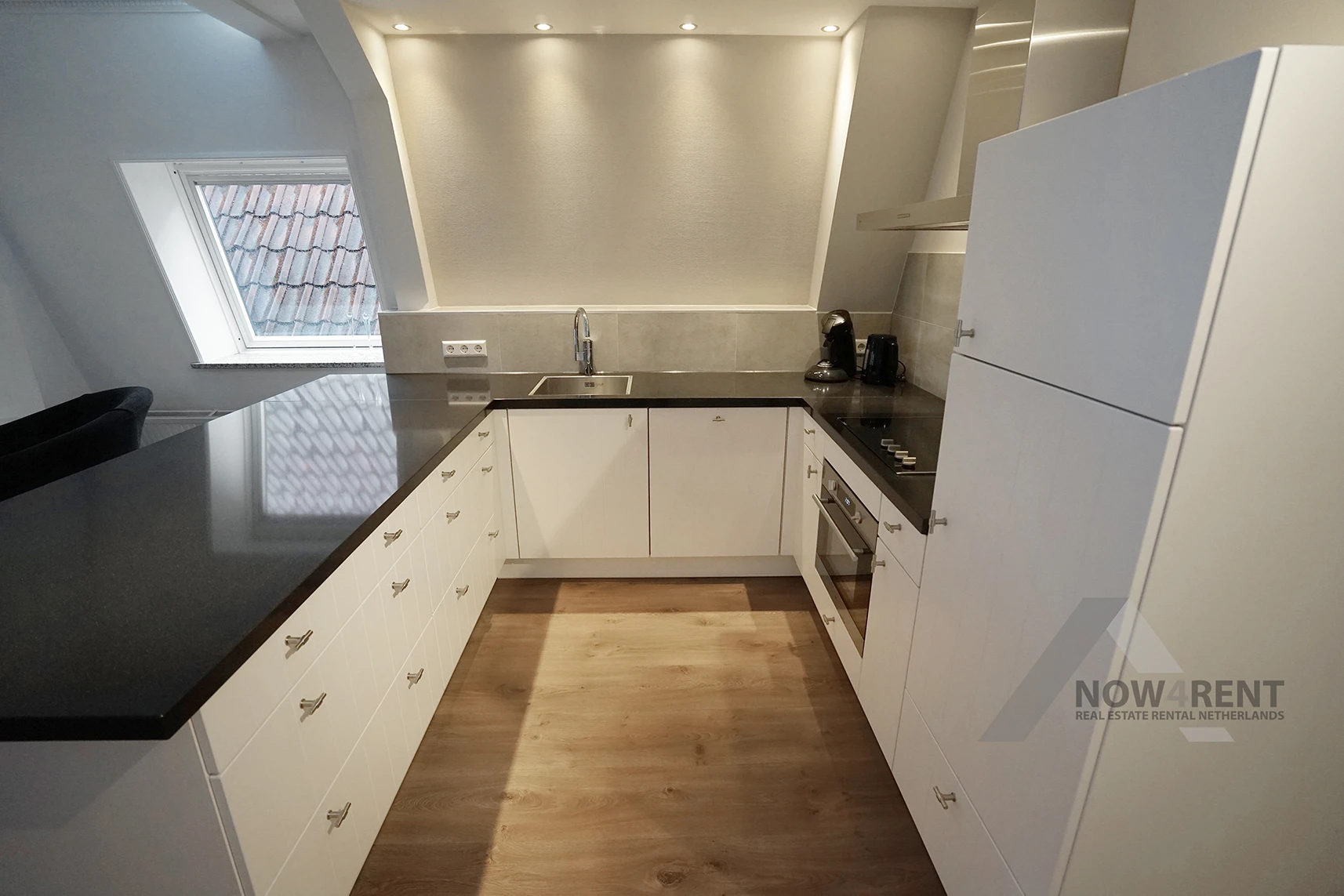 (2 slaapkamers) Damstraat 1D, Amsterdam