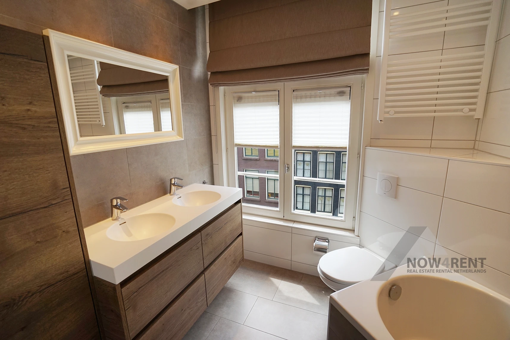 (2 slaapkamers) Damstraat 1C, Amsterdam