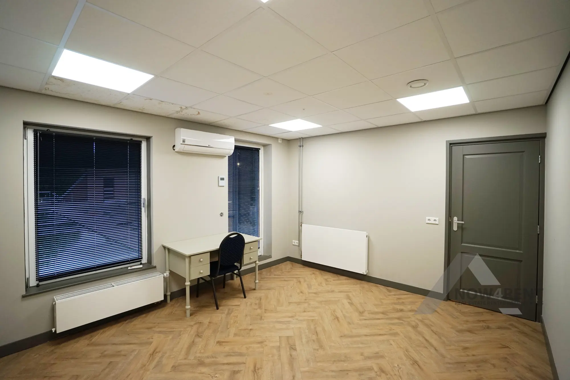 17 DSC03491 Kantoor 1