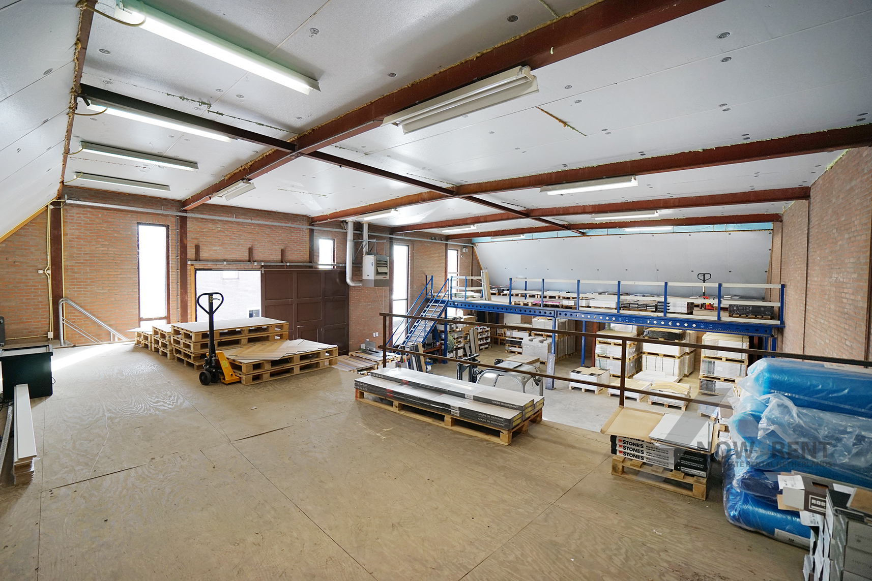 06 Kapelstraat-Zuid Hal + Buitenterrein 06