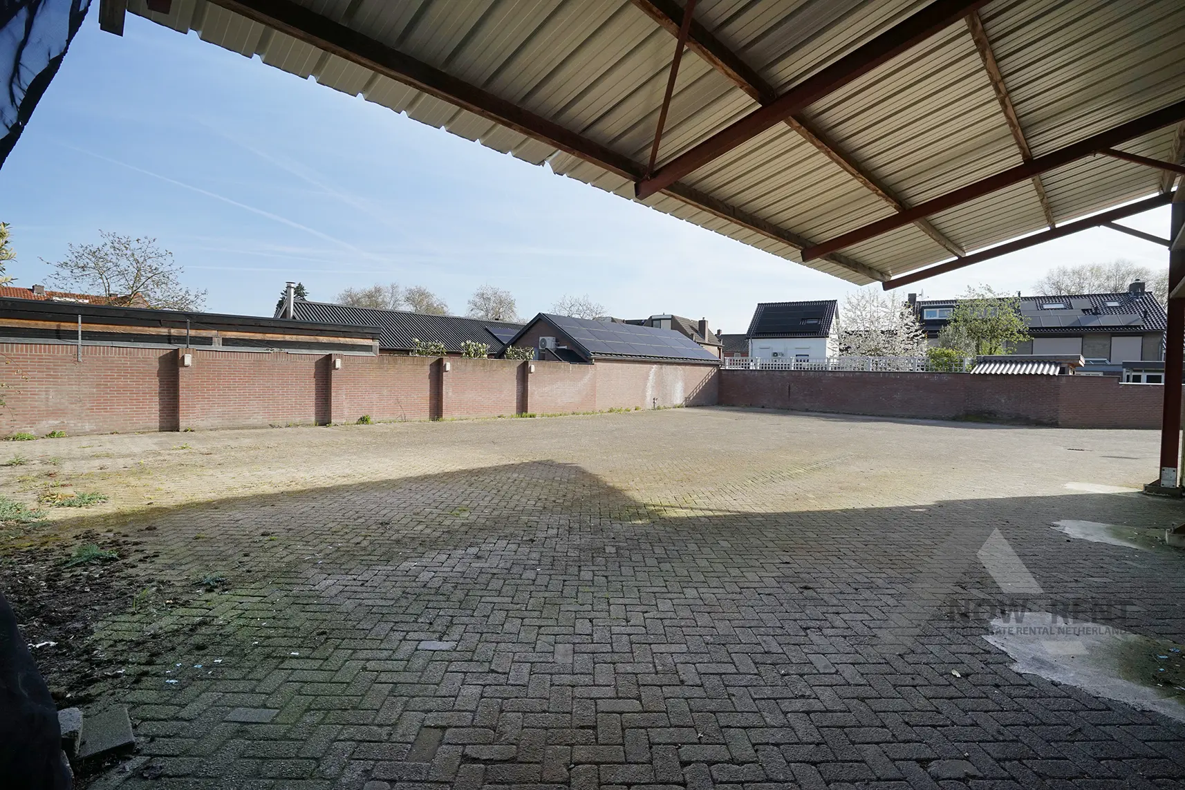 16 Kapelstraat-Zuid Hal + Buitenterrein 16