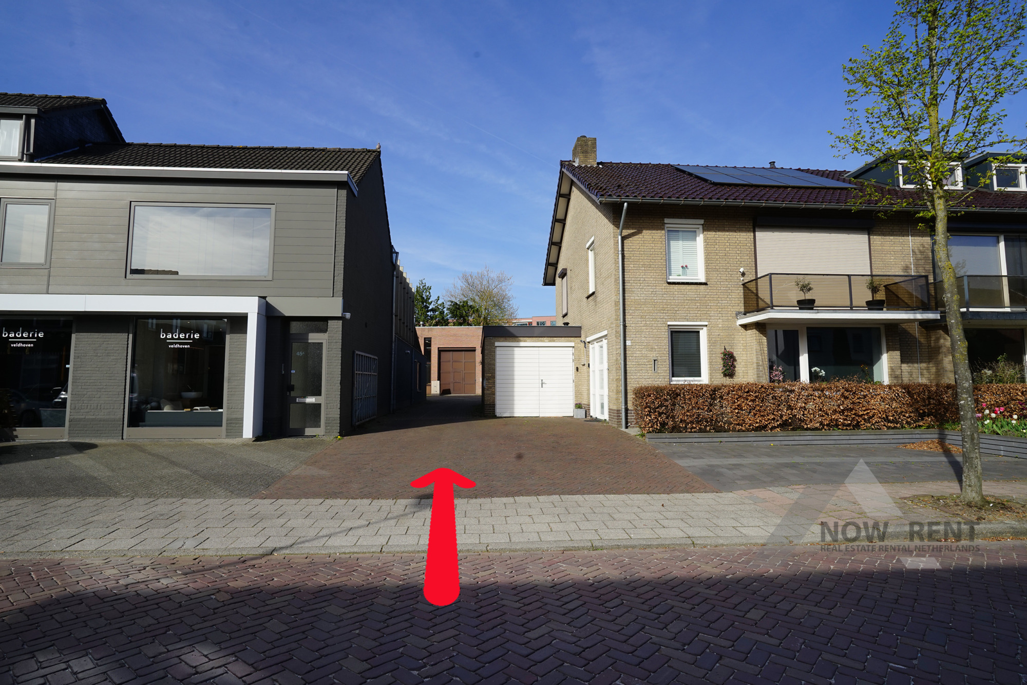17 Veldhoven Kapelstraat zuid 45 Hal + Buitent. + magaz. Kapelstraat-Zuid 45, Veldhoven
