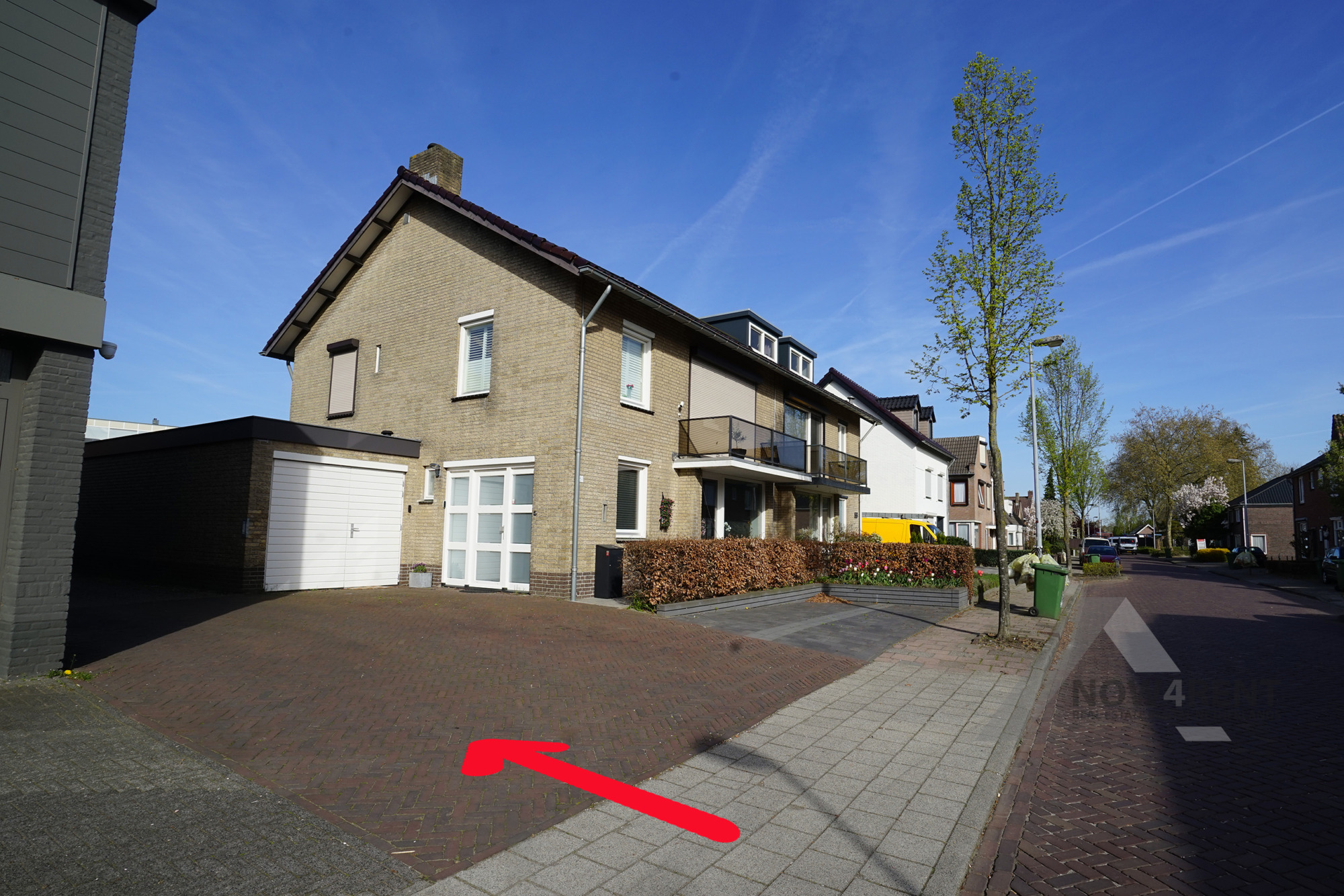 18 Veldhoven Kapelstraat zuid 45 Hal + Buitent. + magaz. Kapelstraat-Zuid 45, Veldhoven
